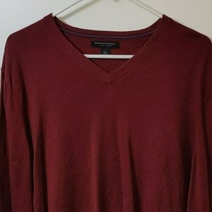 Large Burgundy Banana Republic Luxury Sweater